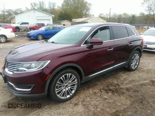 2017 Lincoln MKX Reserve z VIN 2LMPJ8LR3HBL26227, wystawiony jako IAAI lot #41921086 z przebiegiem 131 815 mil mil oraz . Historia ofert i sprzedaży dostępna na DreamBid. Obrazek 2.