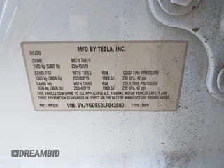 2020 Tesla Model Y Long Range z VIN 5YJYGDEE3LF043800, wystawiony jako IAAI lot #41590220 z przebiegiem 62 341 mil mil oraz . Historia ofert i sprzedaży dostępna na DreamBid. Obrazek 9.