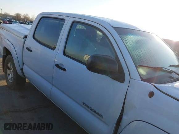 2010 Toyota Tacoma PreRunner with VIN 3TMJU4GN4AM100621, listed as a IAAI auction lot 41786994 with 222,327 mi miles and . Bid and sale history available at DreamBid. Image 13.