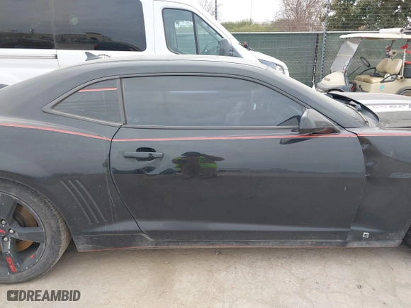 2010 Chevrolet Camaro 2SS with VIN 2G1FT1EWXA9139024, listed as a IAAI auction lot 41366953 with 154,614 mi miles. Bid and sale history available at carsss.com. Image 13.