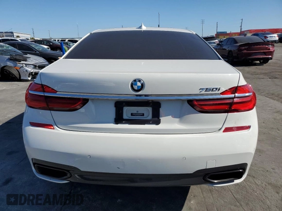 2018 BMW 7 Series 750i with VIN WBA7F0C53JGM23021, listed as a Copart auction lot 38758303 with 0 mi miles. Bid and sale history available at carsss.com. Image 6.