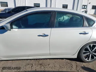 2016 Nissan Altima 2.5 S with VIN 1N4AL3APXGC130780, listed as a IAAI auction lot 41461581 with 92,043 mi miles. Bid and sale history available at carsss.com. Image 14.
