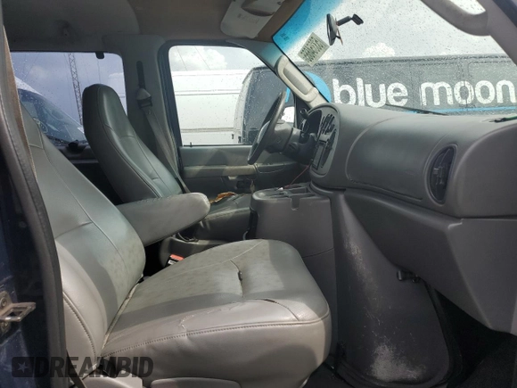 2003 Ford Econoline Passenger XL с VIN 1FBSS31L43HB78873, выставлен на аукционе Copart как лот 53354665 с пробегом 271 466 миль миль и Списание • Salvage title. История ставок и продаж доступна на DreamBid. Изображение 11.