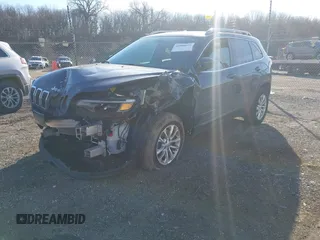 2019 Jeep Cherokee Latitude with VIN 1C4PJMCX4KD469454, listed as a IAAI auction lot 41488654 with 92,634 mi miles. Bid and sale history available at carsss.com. Image 2.