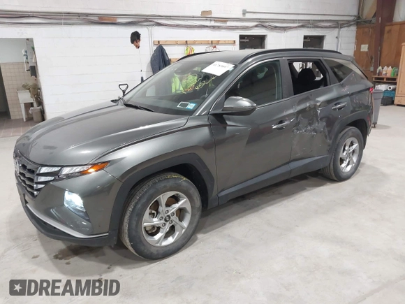 2022 Hyundai Tucson SEL с VIN 5NMJBCAE3NH125964, выставлен на аукционе IAAI как лот 41789897 с пробегом 13 342 миль миль и . История ставок и продаж доступна на DreamBid. Изображение 20.