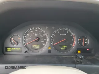2006 Volvo V70 2.4L with VIN YV1SW612X61538308, listed as a Copart auction lot 47978905 with 199,372 mi miles and Salvage Title. Bid and sale history available at carsss.com. Image 9.