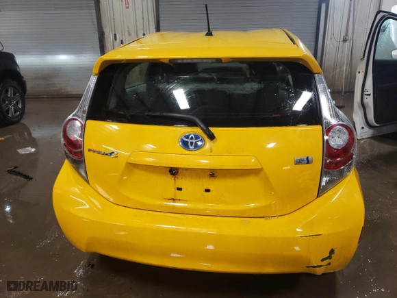2014 Toyota Prius c One with VIN JTDKDTB34E1076943, listed as a Copart auction lot 45584775 with 154,780 mi miles and Salvage Title. Bid and sale history available at carsss.com. Image 6.