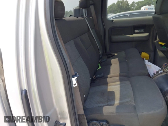 2005 Ford F-150 XLT with VIN 1FTRW12W15FA37754, listed as a IAAI auction lot 42276475 with 218,332 mi miles and . Bid and sale history available at DreamBid. Image 8.