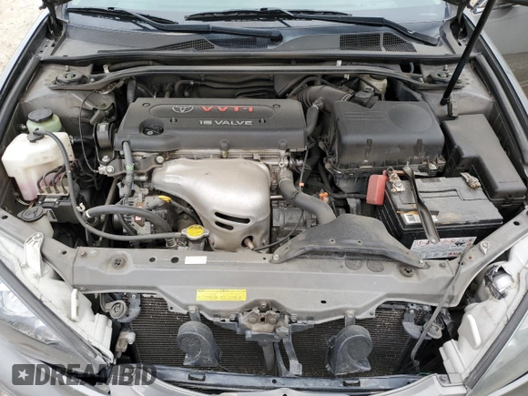 2005 Toyota Camry STD with VIN 4T1BE32K05U567895, listed as a Copart auction lot 55125035 with 142,823 mi miles and Salvage title. Bid and sale history available at DreamBid. Image 11.