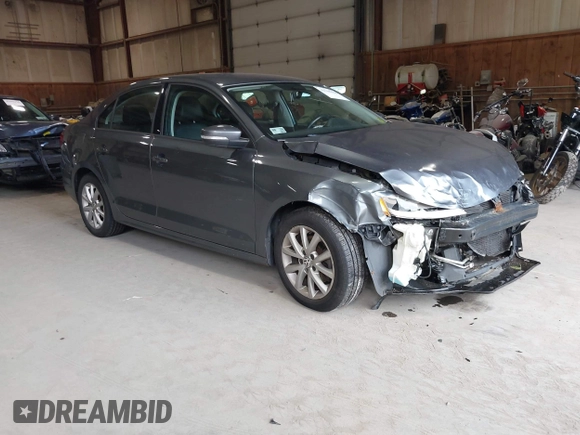 2012 Volkswagen Jetta SE с VIN 3VWDP7AJ6CM065513, выставлен на аукционе IAAI как лот 42348236 с пробегом 144 035 миль миль и . История ставок и продаж доступна на DreamBid. Изображение 1.