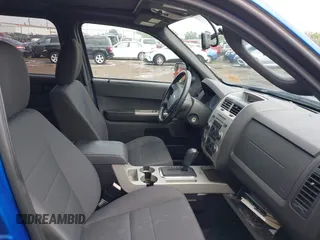 2012 Ford Escape XLT z VIN 1FMCU0DG4CKC85718, wystawiony jako IAAI lot #42711096 z przebiegiem 153 262 mil mil oraz . Historia ofert i sprzedaży dostępna na DreamBid. Obrazek 5.