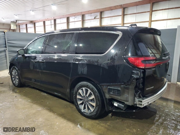 2024 Chrysler Pacifica Hybrid Select with VIN 2C4RC1S71RR156789, listed as a Copart auction lot 46371475 with 38,933 mi miles and Clean Title. Bid and sale history available at carsss.com. Image 2.