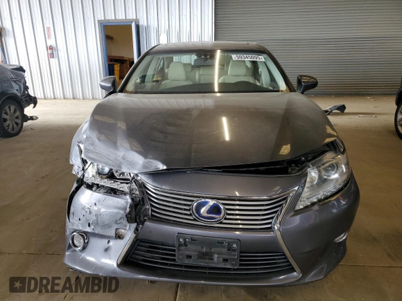 2013 Lexus ES 300h with VIN JTHBW1GG7D2033716, listed as a Copart auction lot 59345095 with 118,394 mi miles and Salvage title. Bid and sale history available at DreamBid. Image 5.