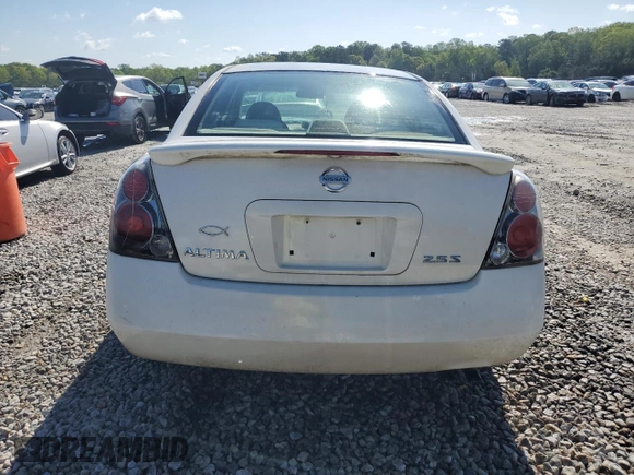 2005 Nissan Altima 2.5 S with VIN 1N4AL11D95C392829, listed as a Copart auction lot 52575945 with 197,047 mi miles and Salvage Title. Bid and sale history available at carsss.com. Image 6.