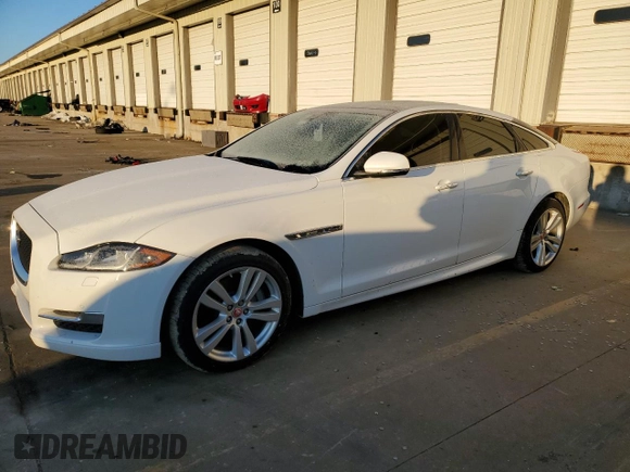 2016 Jaguar XJ R-Sport with VIN SAJWJ1CD8G8W02265, listed as a Copart auction lot 42821565 with 89,628 mi miles and Clean title. Bid and sale history available at DreamBid. Image 1.