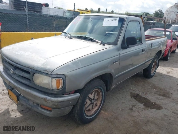 1994 Mazda B-Series 2WD Truck with VIN 4F4CR12A3RTM46760, listed as a IAAI auction lot 41916078 with NaN miles. Bid and sale history available at carsss.com. Image 2.