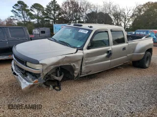 2002 Chevrolet Silverado 3500 LT with VIN 1GCJK33152F107596, listed as a Copart auction lot 82113704 with 194,341 mi miles and Salvage Title. Bid and sale history available at carsss.com. Image 1.