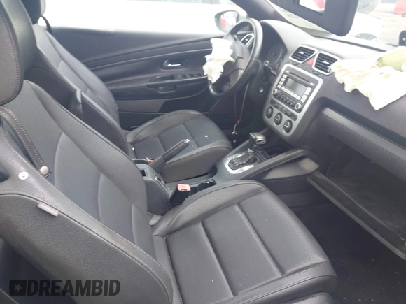 2009 Volkswagen Eos Komfort with VIN WVWBA71F39V010314, listed as a IAAI auction lot 41928126 with 115,757 mi miles and . Bid and sale history available at DreamBid. Image 5.