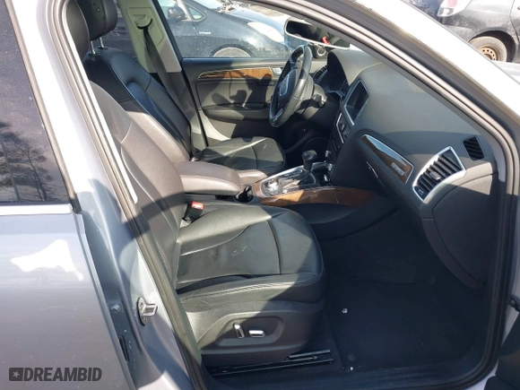 2017 Audi Q5 Premium Plus with VIN WA1L2AFP2HA026181, listed as a IAAI auction lot 41357907 with 109,733 mi miles. Bid and sale history available at carsss.com. Image 5.