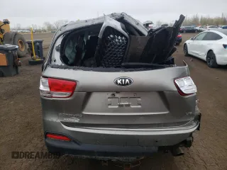 2016 Kia Sorento LX z VIN 5XYPGDA55GG078533, wystawiony jako Copart lot #56159755 z przebiegiem Nie podano mil oraz Nie do naprawy • Non repairable. Historia ofert i sprzedaży dostępna na DreamBid. Obrazek 6.