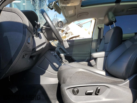 2018 Volkswagen Tiguan SEL with VIN 3VV2B7AX6JM075227, listed as a Copart auction lot 58259445 with 78,166 mi miles and Non repairable. Bid and sale history available at DreamBid. Image 7.