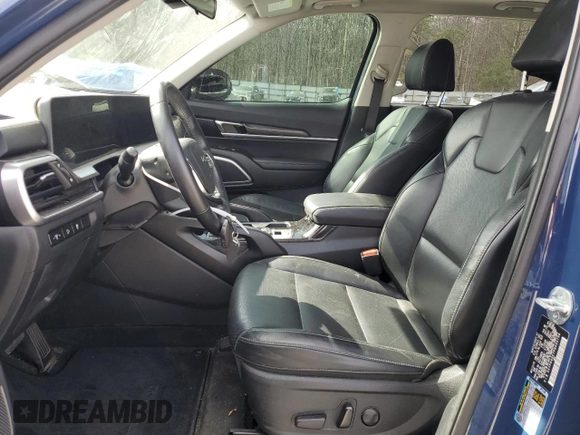 2023 Kia Telluride S z VIN 5XYP64GC7PG405796, wystawiony jako Copart lot #48874985 z przebiegiem 31 164 mil mil oraz Szkoda całkowita • Salvage title. Historia ofert i sprzedaży dostępna na DreamBid. Obrazek 7.