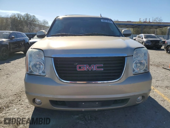 2012 GMC Yukon XL SLT with VIN 1GKS2KE77CR151295, listed as a Copart auction lot 42218105 with 84,590 mi miles and Salvage Title. Bid and sale history available at carsss.com. Image 5.