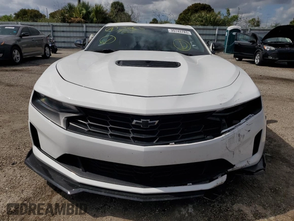 2020 Chevrolet Camaro 1SS with VIN 1G1FF1R78L0145704, listed as a Copart auction lot 39743783 with 39,338 mi miles. Bid and sale history available at carsss.com. Image 5.
