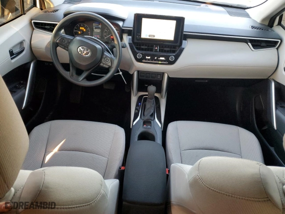 2024 Toyota Corolla Cross L with VIN 7MUAAAAG8RV101225, listed as a Copart auction lot 46703425 with 5,626 mi miles and Salvage Title. Bid and sale history available at carsss.com. Image 8.