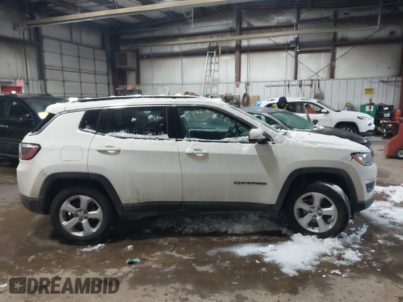 2020 Jeep Compass Latitude with VIN 3C4NJDBB3LT138454, listed as a IAAI auction lot 41614631 with 82,079 mi miles and . Bid and sale history available at DreamBid. Image 13.