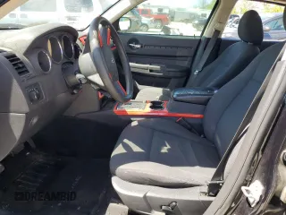 2008 Dodge Charger z VIN 2B3KA43G18H228152, wystawiony jako Copart lot #53355435 z przebiegiem Nie podano mil oraz Szkoda całkowita • Salvage title. Historia ofert i sprzedaży dostępna na DreamBid. Obrazek 7.