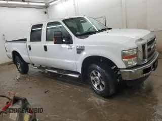 2010 Ford F-250 XL z VIN 1FTSW2BY2AEA50649, wystawiony jako Copart lot #60865215 z przebiegiem 178 506 mil mil oraz Szkoda całkowita • Salvage title. Historia ofert i sprzedaży dostępna na DreamBid. Obrazek 4.