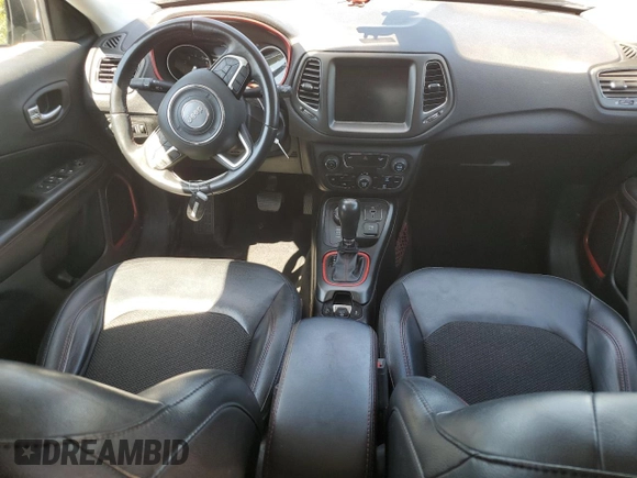 2019 Jeep Compass Trailhawk z VIN 3C4NJDDB1KT722170, wystawiony jako Copart lot #65063285 z przebiegiem 91 809 mil mil oraz Czysty tytuł • Clean title. Historia ofert i sprzedaży dostępna na DreamBid. Obrazek 8.