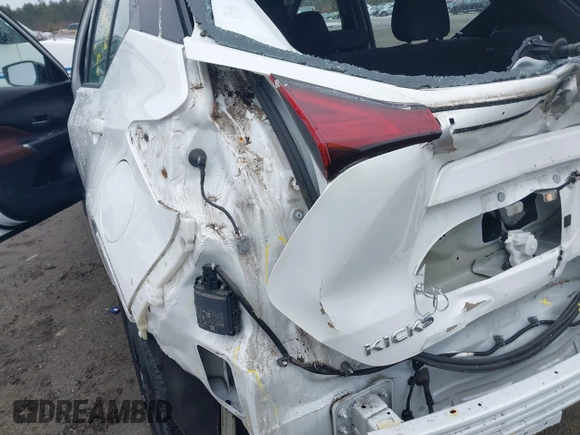 2023 Nissan Kicks SR with VIN 3N1CP5DV0PL479144, listed as a IAAI auction lot 41719775 with 34,734 mi miles and . Bid and sale history available at DreamBid. Image 6.
