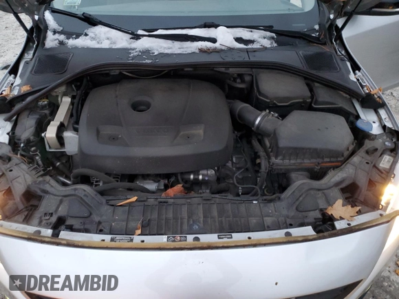 2018 Volvo V60 z VIN YV440MWK4J2056026, wystawiony jako Copart lot #83186344 z przebiegiem 45 495 mil mil oraz Szkoda całkowita • Salvage title. Historia ofert i sprzedaży dostępna na DreamBid. Obrazek 11.