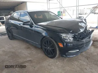 2011 Mercedes-Benz C 300 Sport с VIN WDDGF5EB2BR186245, выставлен на аукционе IAAI как лот 42325337 с пробегом 178 856 миль миль и . История ставок и продаж доступна на DreamBid. Изображение 1.