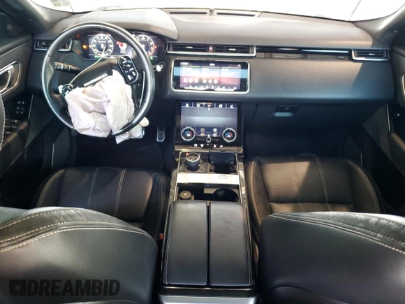 2018 Land Rover Range Rover Velar R-Dynamic SE with VIN SALYL2RV6JA762418, listed as a Copart auction lot 65786383 with 61,773 mi miles. Bid and sale history available at carsss.com. Image 8.