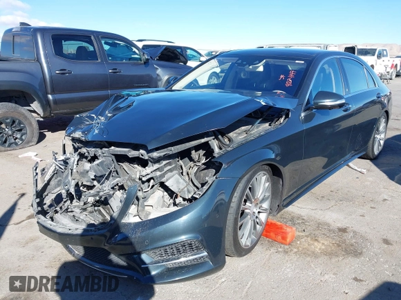 2014 Mercedes-Benz S-Class S 550 with VIN WDDUG8CB0EA040062, listed as a IAAI auction lot 41284147 with 141,060 mi miles. Bid and sale history available at carsss.com. Image 17.