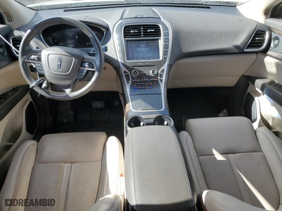 2019 Lincoln Nautilus Reserve with VIN 2LMPJ6LP3KBL58265, listed as a Copart auction lot 81625854 with 35,744 mi miles and Salvage Title. Bid and sale history available at carsss.com. Image 8.
