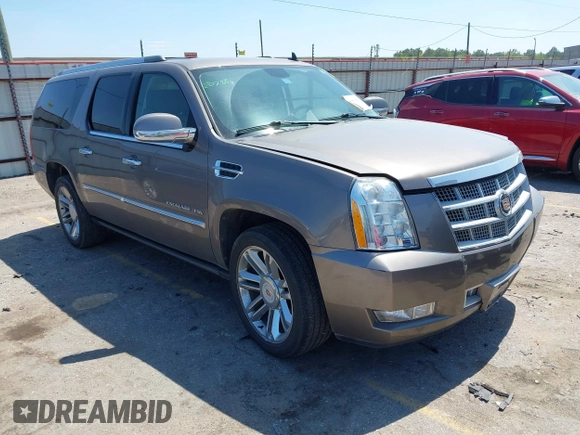 2014 Cadillac Escalade ESV Platinum z VIN 1GYS3KEF2ER211481, wystawiony jako IAAI lot #41880283 z przebiegiem 91 051 mil mil oraz . Historia ofert i sprzedaży dostępna na DreamBid. Obrazek 1.