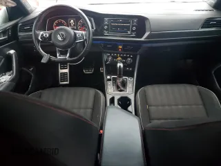 2020 Volkswagen Jetta GLI S z VIN 3VW6T7BU6LM053214, wystawiony jako Copart lot #82872044 z przebiegiem 82 445 mil mil oraz Szkoda całkowita • Salvage title. Historia ofert i sprzedaży dostępna na DreamBid. Obrazek 8.