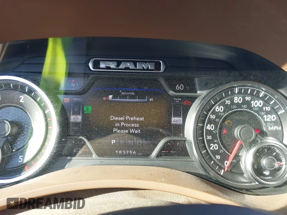 2019 Ram 2500 Laramie with VIN 3C6UR5NL5KG701954, listed as a IAAI auction lot 41030753 with 183,756 mi miles. Bid and sale history available at carsss.com. Image 7.