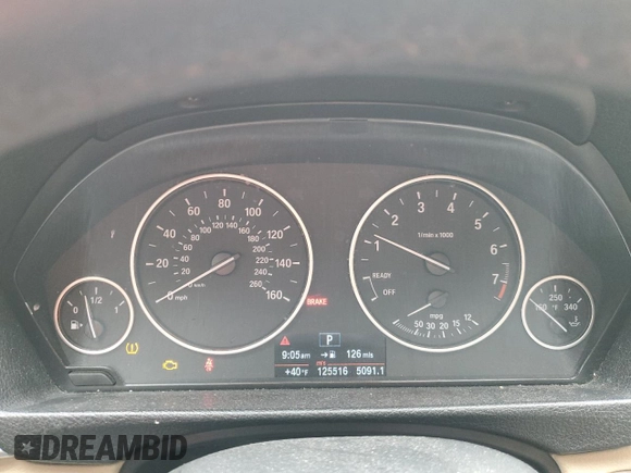 2013 BMW 3 Series 328i xDrive with VIN WBA3B5G50DNS05328, listed as a Copart auction lot 52989285 with 125,516 mi miles and Salvage title. Bid and sale history available at DreamBid. Image 9.