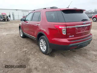 2014 Ford Explorer XLT z VIN 1FM5K8D88EGC14985, wystawiony jako IAAI lot #41520457 z przebiegiem 134 844 mil mil oraz . Historia ofert i sprzedaży dostępna na DreamBid. Obrazek 3.
