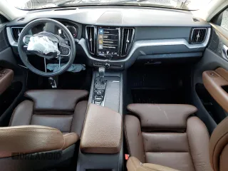 2019 Volvo XC60 Momentum with VIN LYV102RK5KB336513, listed as a Copart auction lot 44835095 with 31,336 mi miles and Salvage title. Bid and sale history available at DreamBid. Image 8.