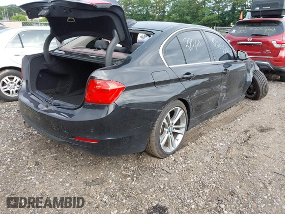 2013 BMW 3 Series 328i with VIN WBA3A5C54DF600793, listed as a IAAI auction lot 42601796 with Not provided miles and . Bid and sale history available at DreamBid. Image 4.