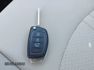 2015 Hyundai Sonata SE z VIN 5NPE24AF7FH020641, wystawiony jako IAAI lot #42368461 z przebiegiem 88 218 mil mil oraz . Historia ofert i sprzedaży dostępna na DreamBid. Obrazek 11.