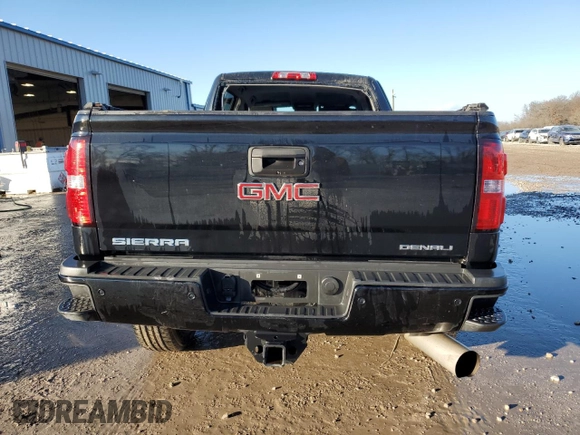 2019 GMC Sierra 2500HD Denali with VIN 1GT12SEY9KF197680, listed as a Copart auction lot 43389545 with 0 mi miles and Non Repairable. Bid and sale history available at carsss.com. Image 6.