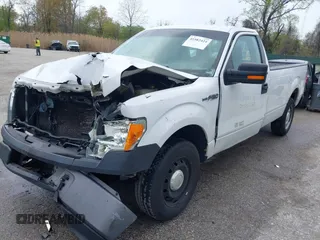 2014 Ford F-150 XL with VIN 1FTMF1CM0EKF70113, listed as a IAAI auction lot 41982424 with 150,007 mi miles. Bid and sale history available at carsss.com. Image 17.