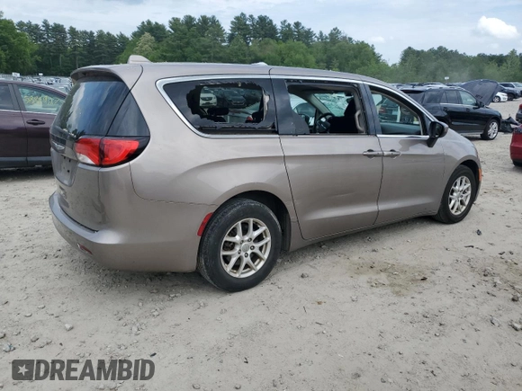 2017 Chrysler Pacifica Touring with VIN 2C4RC1DG6HR572039, listed as a Copart auction lot 58568105 with 190,405 mi miles and Salvage title. Bid and sale history available at DreamBid. Image 3.